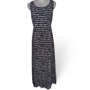 Connie Choi Elegant Black and White Maxi Dress